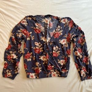 NWOT AEO Light Navy Floral Surplice Blouse